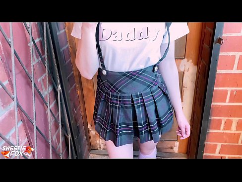 ❤️ Msichana wa shule Ananyonya Dick yake kwa kina na kutombana badala ya madarasa. ❤❌  ❌❤